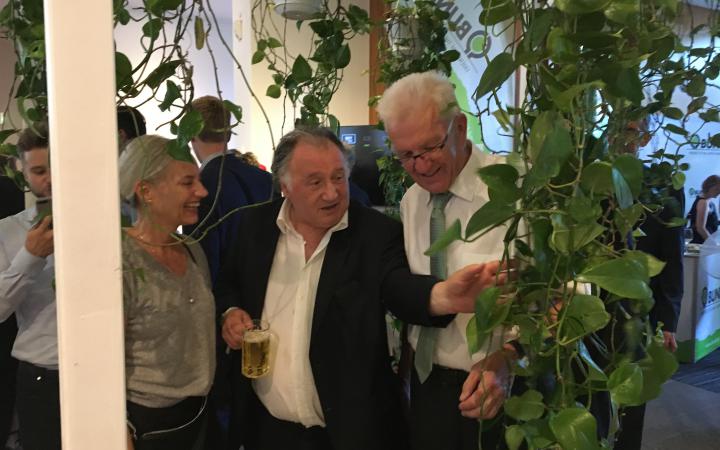 Christiane Riedel, Peter Weibel und Winfried Kretschmann