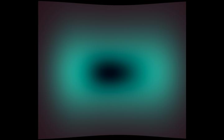 Eine dunkle Leinwand mit einem blau-grünen Kreis – die Installation »Omni-Vermille« 