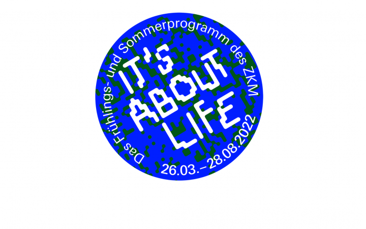 Stempel mit dem Schriftzug It's about Life auf blauem Hintergrund