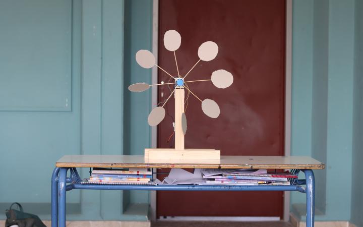 The picture shows a self-made wind turbine.