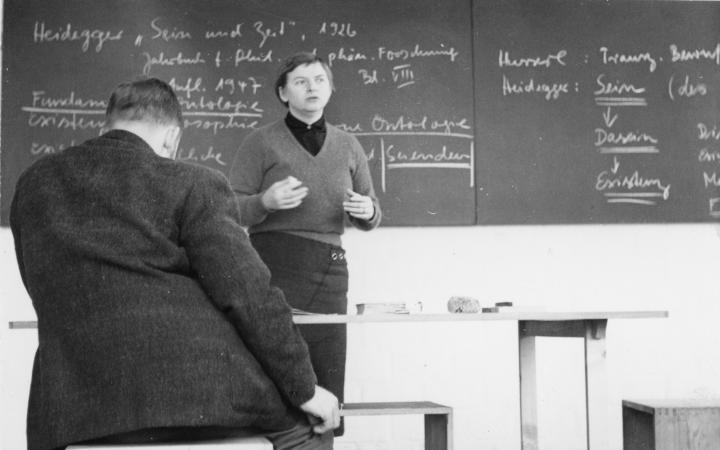 Seminar von Elisabeth Walther, HfG Ulm, Januar 1957