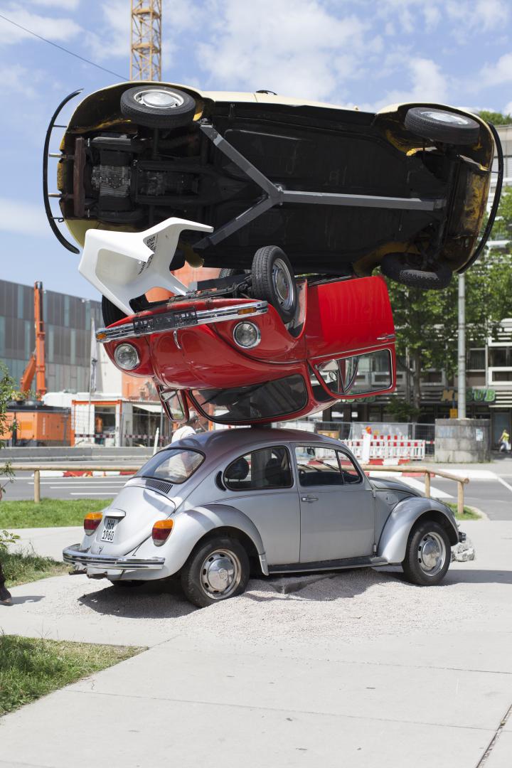 Übereinander gestapelte VW-Käfer