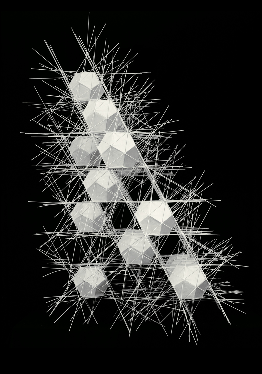 Werk - Polyhedral Net Structure #2 - MNK_01564_01531_caris_polyhedral-net-structure_002.jpg