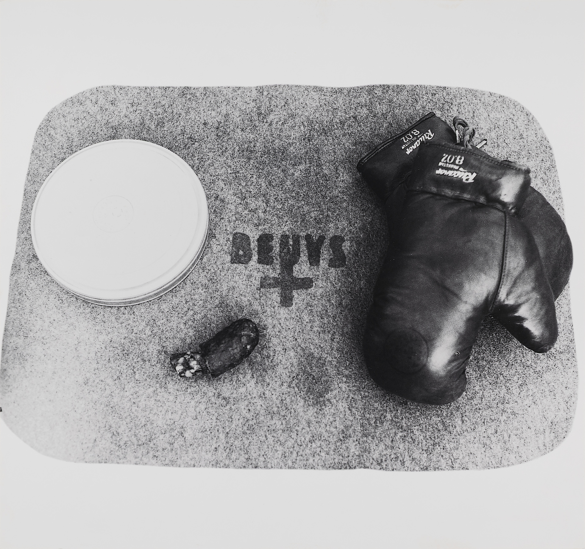 Abbildung des Zertifikats für »Filz TV« von Joseph Beuys