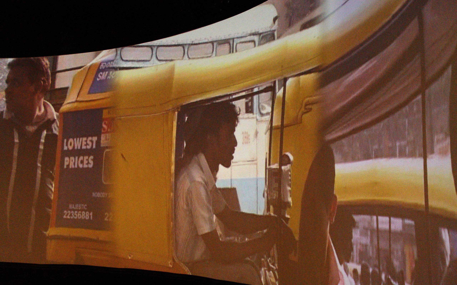 Installationsansicht "Chris Ziegler: Rickshaw Bangalore"