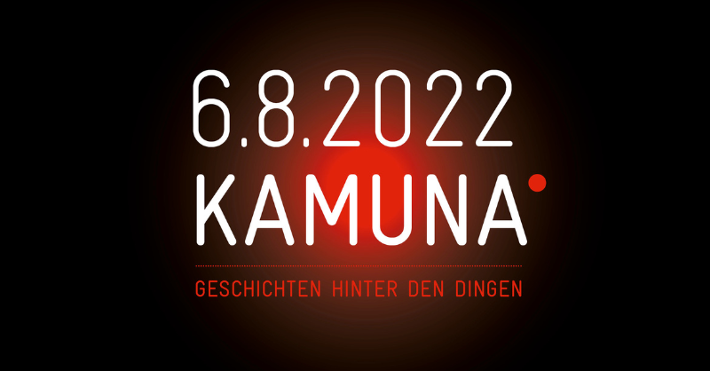 Schwarzes Bild mit rotem Schriftzug Kamuna 2022