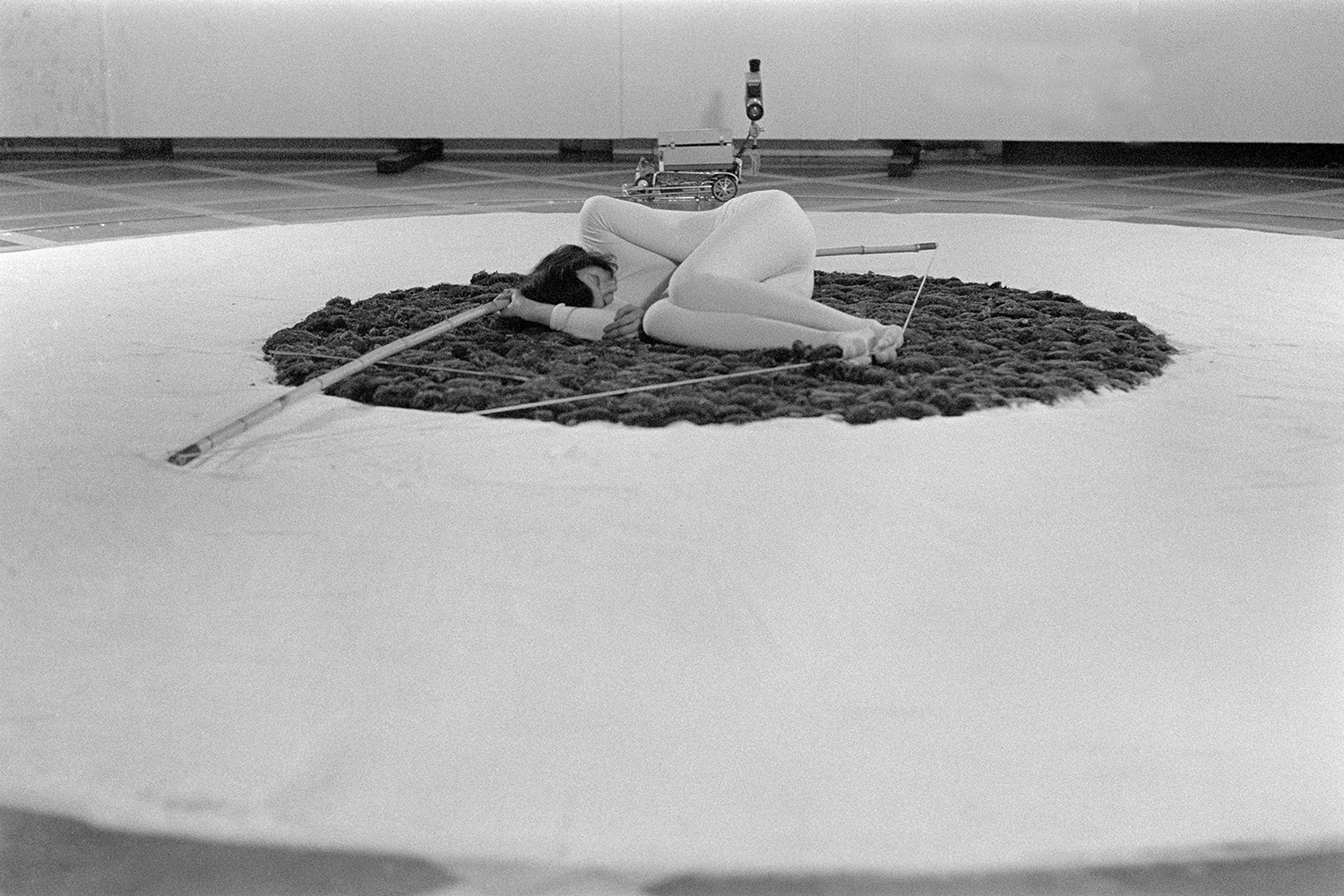 Ulrike Rosenbach, »Ten Thousand Years I Have Been Asleep«, 1976