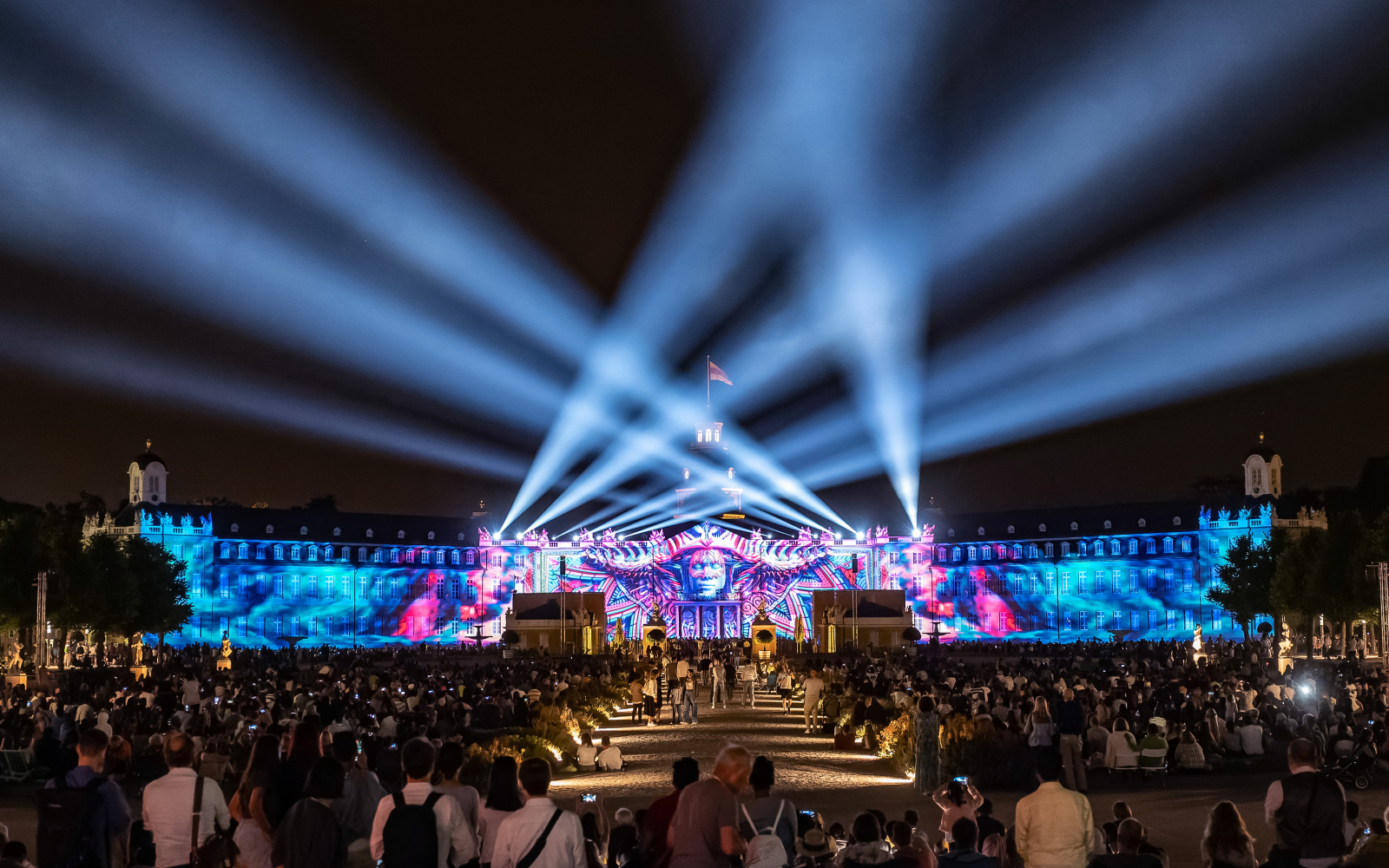 Eröffnung der »Schlosslichtspiele 2022« am 18.08.2022, Schlossplatz Karlsruhe