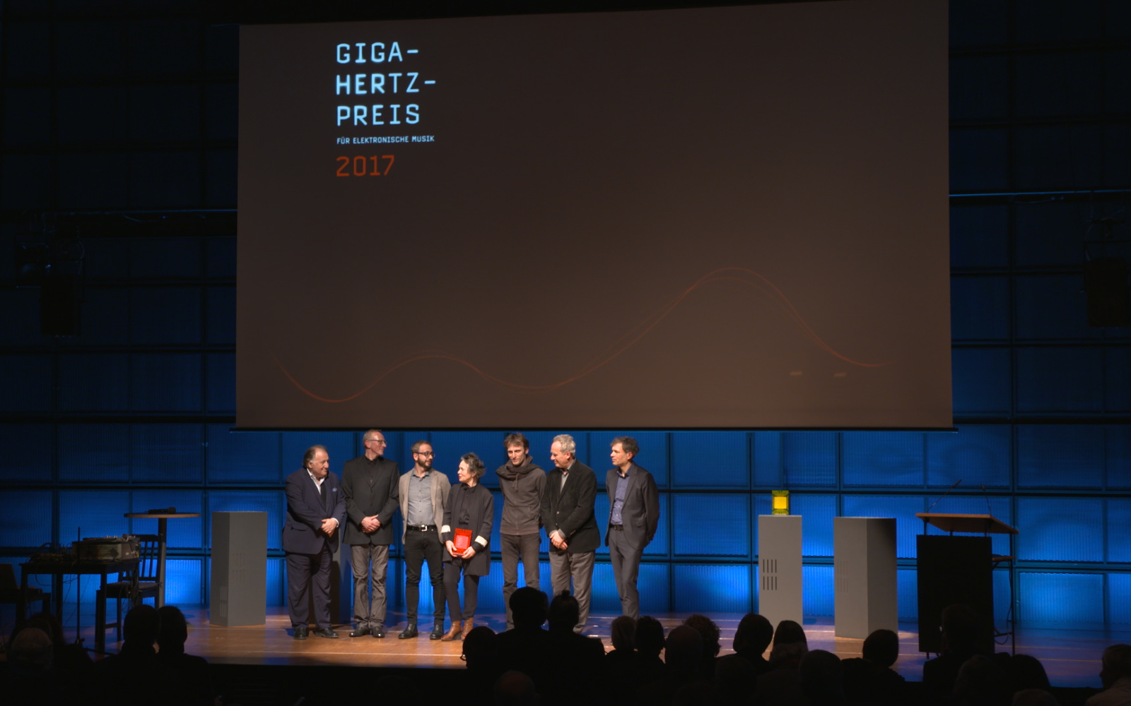 i6065_17_mth_x_gp_hr_gigahertzpreis2017_preisverleihung_still3.jpg