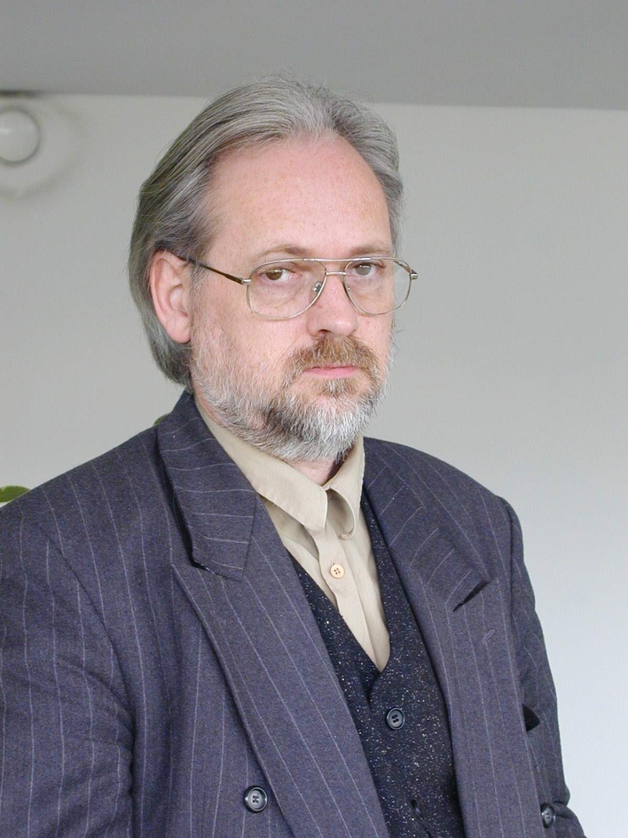 Porträt Klaus Wiegerling