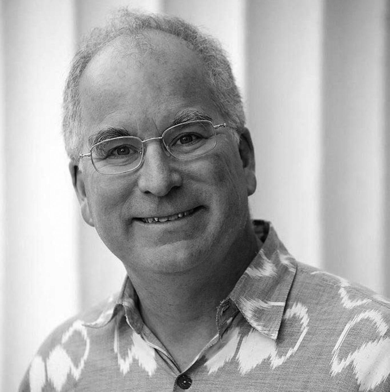 Zu sehen ist ein Portraitfoto von Brewster Kahle.