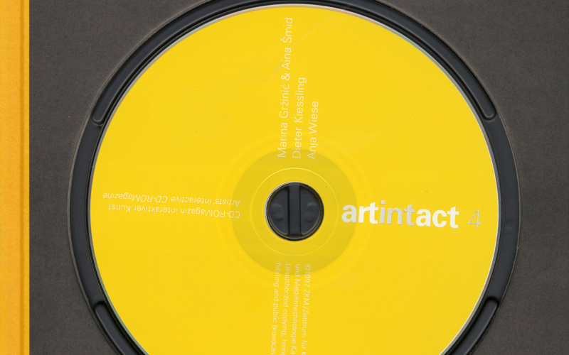 Cover of the publication »Artintact 4«
