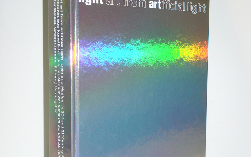 Cover of the publication »Lichtkunst aus Kunst Licht / Light Art from Artificial Light«