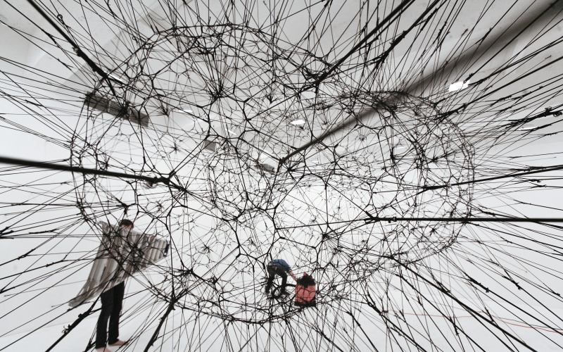 people meshed