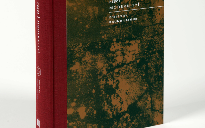 Photo showing the book  »Reset Modernity!«