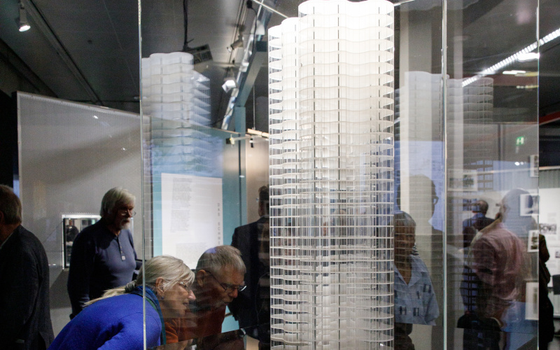 Ausstellungsansicht "Die ganze Welt ein Bauhaus"