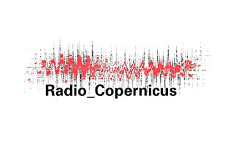 Visualisierung eines Klangspetrums, darunter die Schrift "Radio Copernicus"