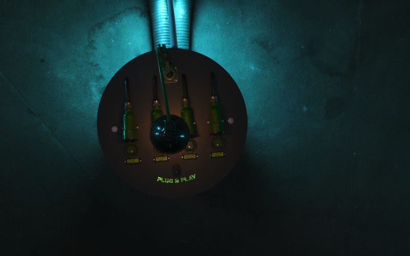 Top view of the control panel of the installation »Talking Tubes« with the inscription »Plug & Play«
