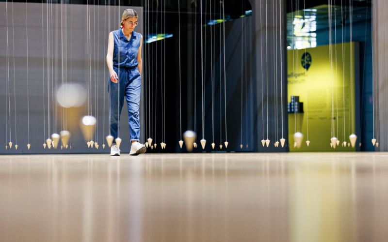 William Forsythe, »Nowhere and Everywhere at the Same Time, No.2« (2013) im ZKM | Karlsruhe, 2023.