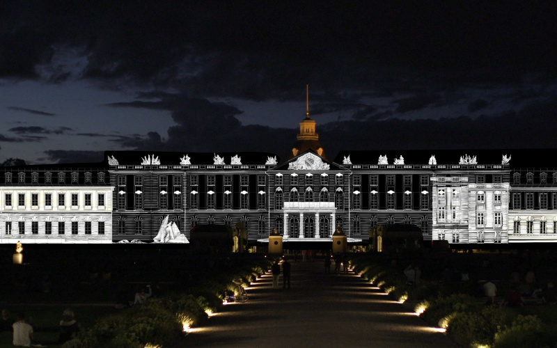Videoprojektionen auf dem Karlsruher Schloss