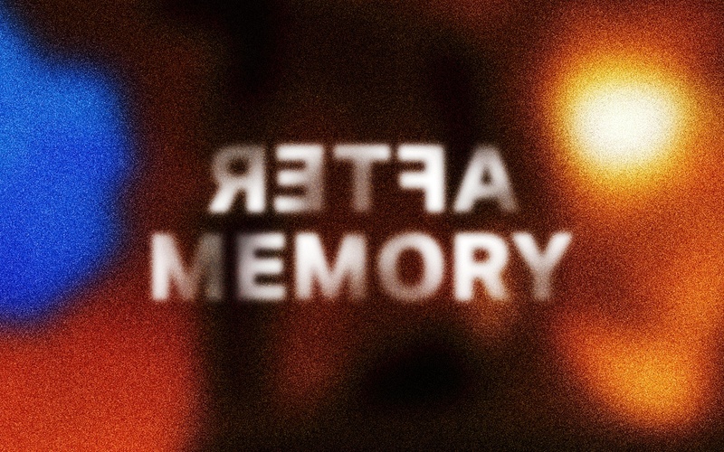 Zu sehen ist ein Bild in dem die Schrift AFTER MEMORY auftaucht. 