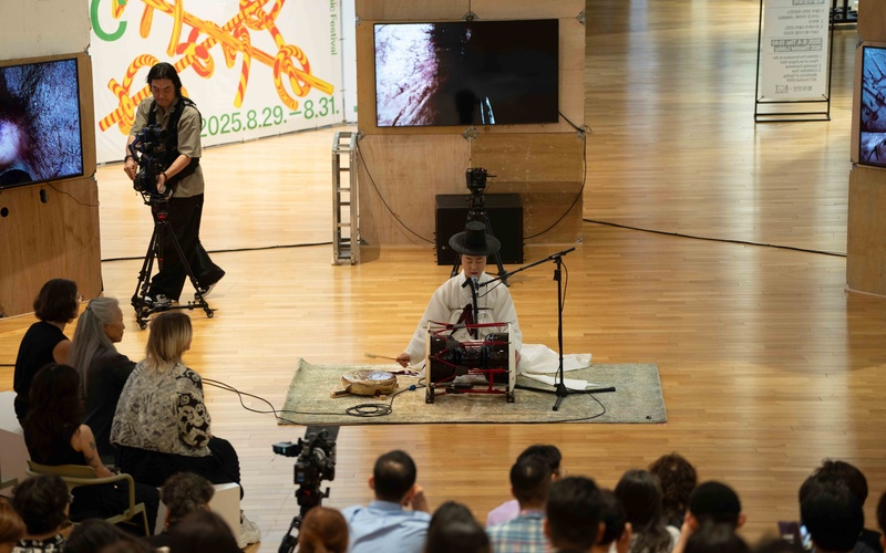 Performance at the opening of the exhibition