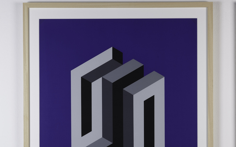 Impossible Figure (Grey Prism)