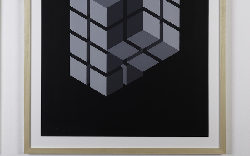 Impossible Figure (Grey Cubes)