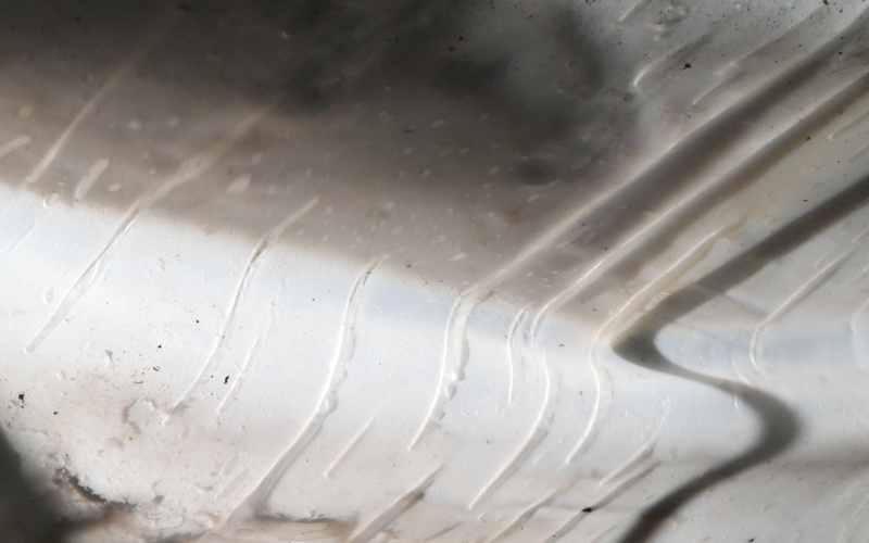 A detailed image showing streaks and waves can be seen. 