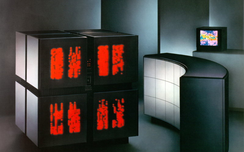 Connection Machine CM-2 (links) und DataVault (rechts).