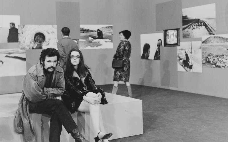 Bei der Eröffnungveranstaltung der Fernsehausstellung 'LAND ART' im Studio C des SFB