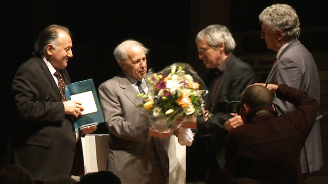 453_i4080_VIC_zuEhrenBoulez.jpg