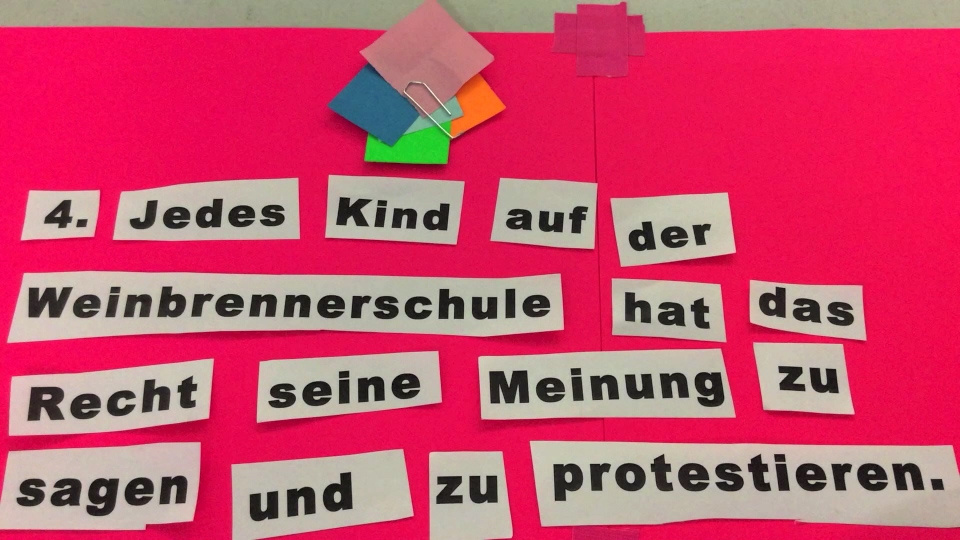 i5129_15_zkm_e_pr_sb_du-hast-rechte.00_00_08_15.standbild001.jpg