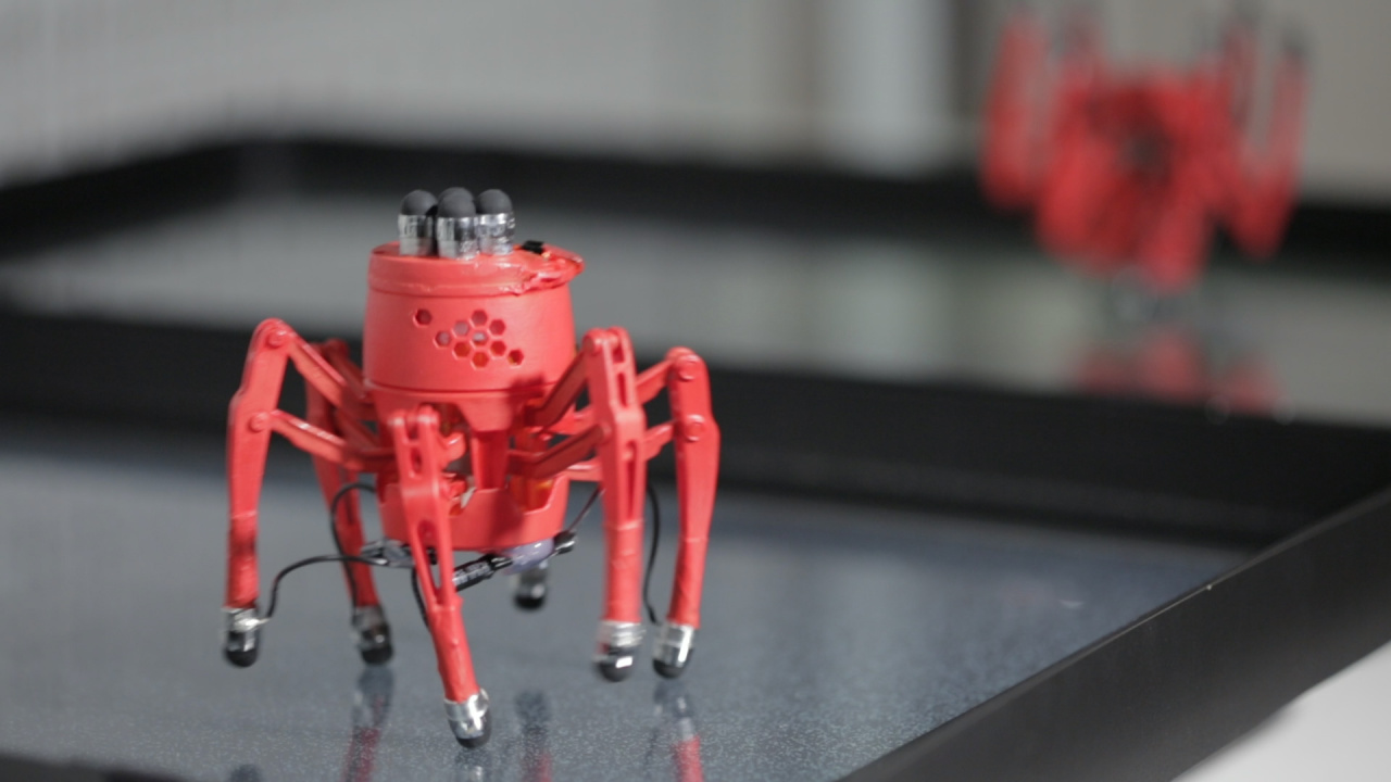 i6130_18_l89_b_gp_bb_robotludens_juliazamboni.jpg