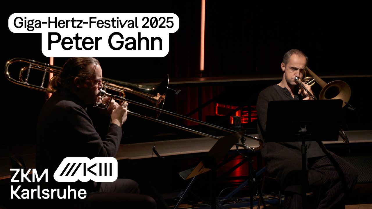 2 Musiker auf der Bühne, Bassposaune, gespielt von Karsten Süßmilch, Kontrabassposaune, gespielt von Jan Termath