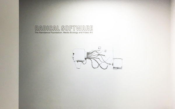 Blick in die Ausstellung »Radical Software«: Ausgang