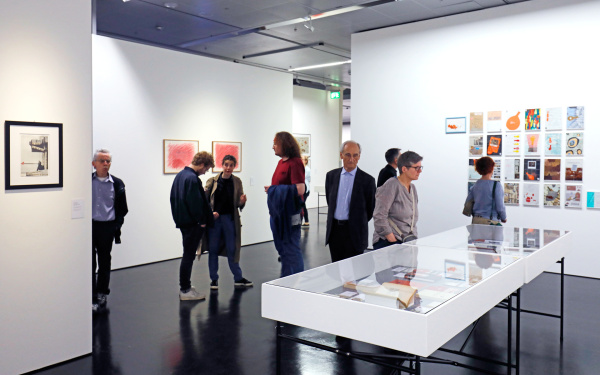 Visitors of the opening of the exhibition series »Poetic Expansions«