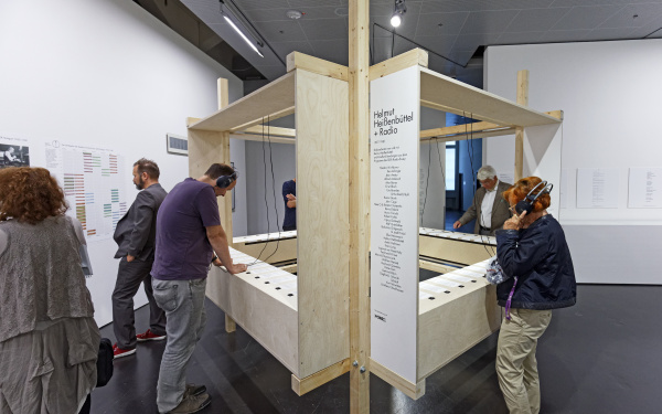 Exhibition view »Helmut Heißenbüttel: schreiben sammeln senden«