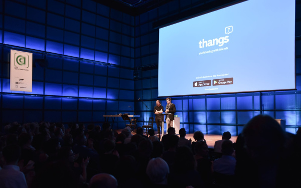 »thangs« wird präsentiert