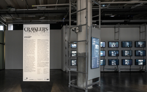 Alexander Schubert, »CRAWLERS«