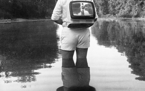 Peter Weibel: Spiegelung - Medienmagier, 1982