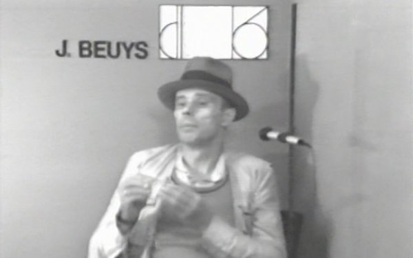 Karl Oskar Blase, »Videothek«, documenta 6, 1977: Interview mit Joseph Beuys
