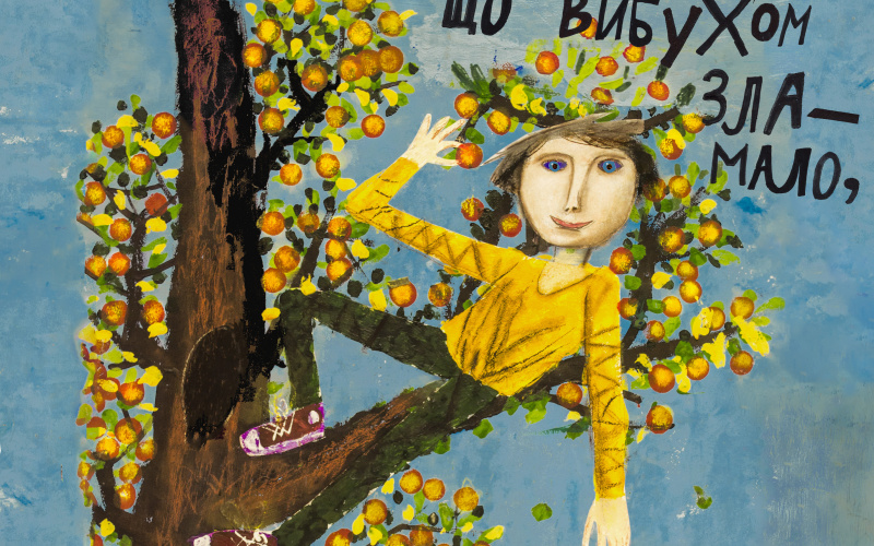 Bunte Kinderzeichnung einer Person auf einem Obstbaum
