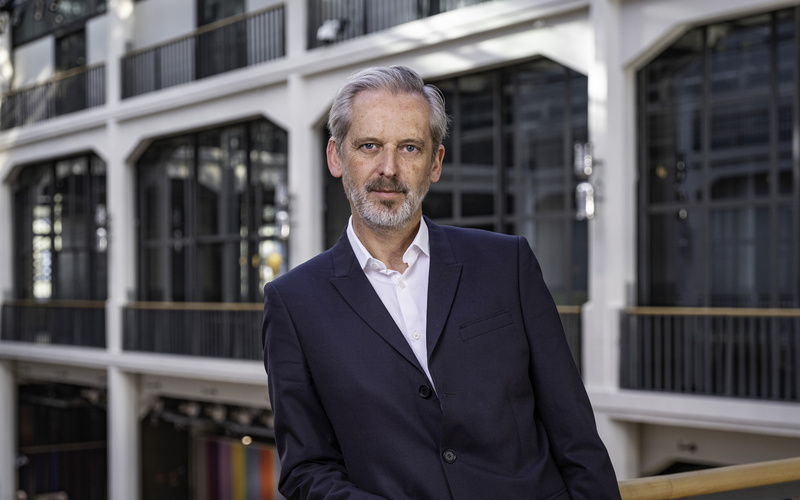 On display is a portrait of Alistair Hudson.